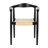 Fekete színű, teakfából készült, formatervezett karosszék.